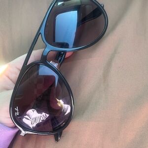 Ray-Ban Glossy Black Sunglasses